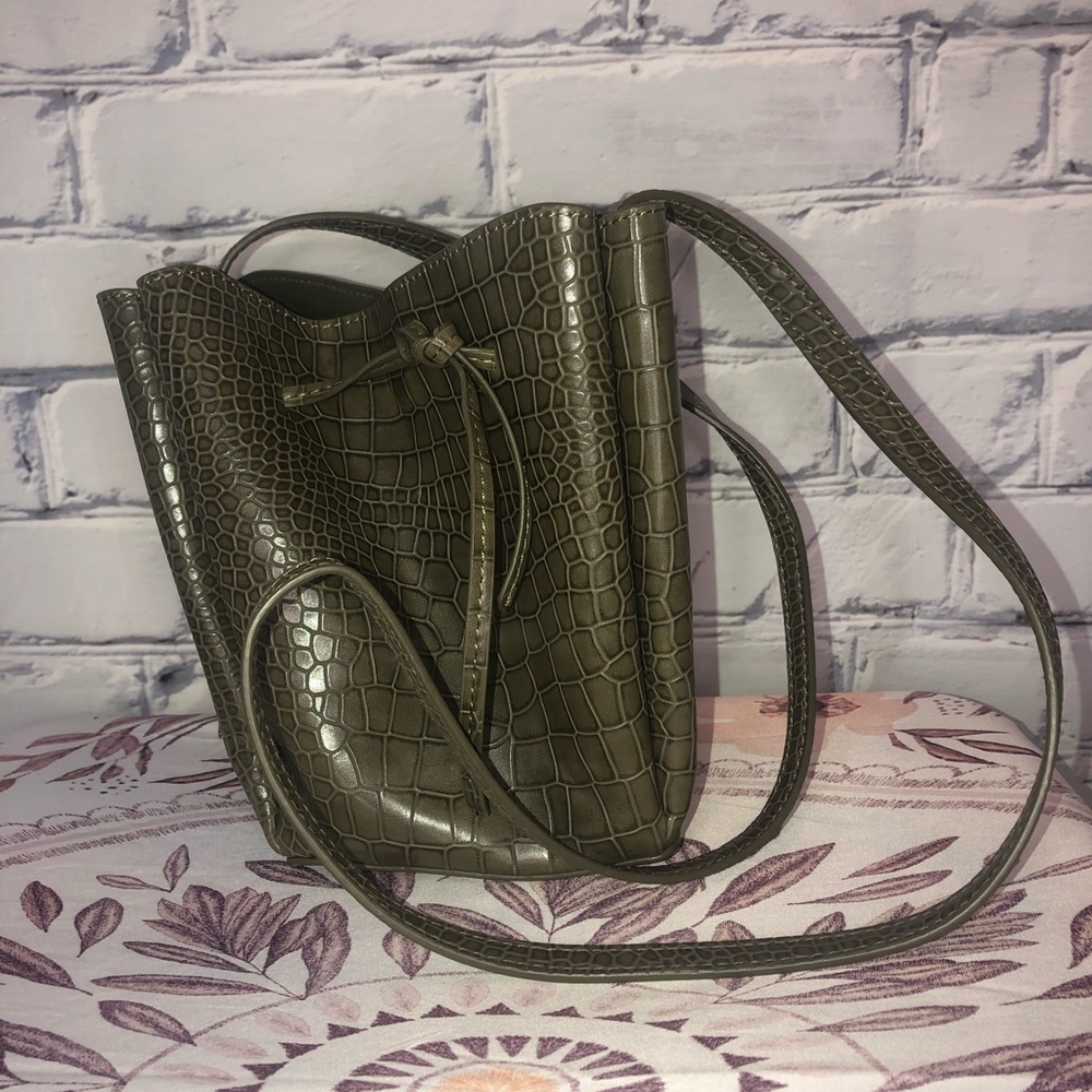 Free People olive small bucket bag NWOT